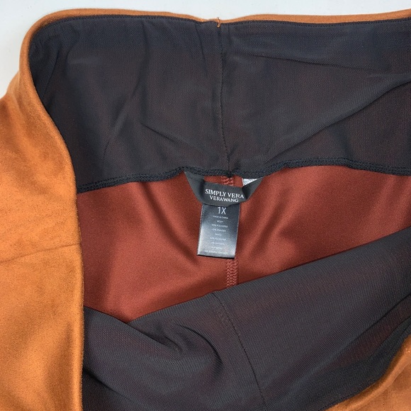 Simply Vera Wang microsuede skimmer Plus leggings - Picture 5 of 11